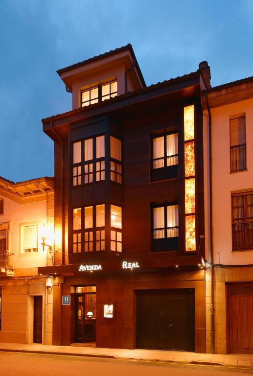 Hotel Avenida Real Villaviciosa  Luaran gambar