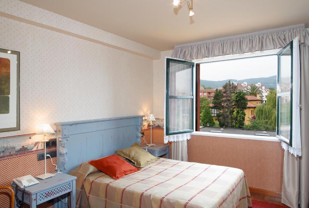 Hotel Avenida Real Villaviciosa  Bilik gambar