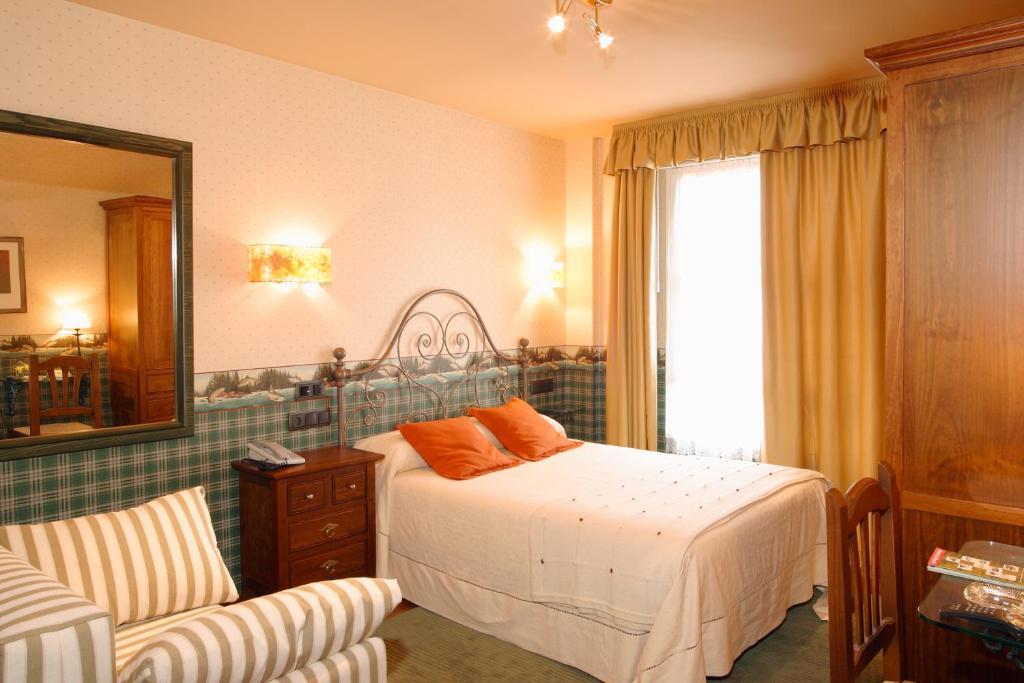 Hotel Avenida Real Villaviciosa  Bilik gambar